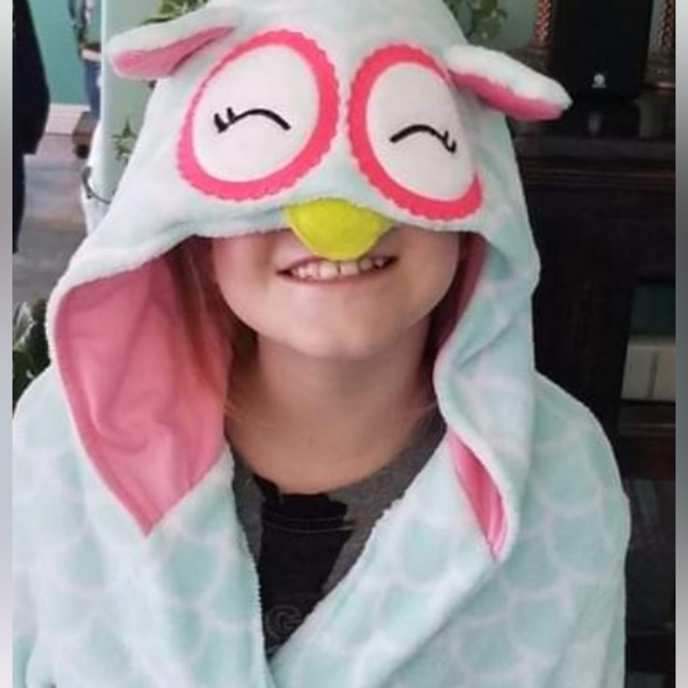 Cat & Jack Sleepwear Girls Bird Robe Soft Fleece Size (10/12) Great Condition.